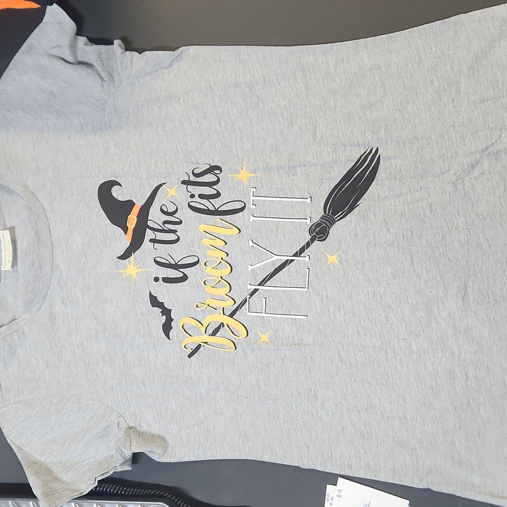 Bobbie Brooks Gray Halloween Tee with Witch Design